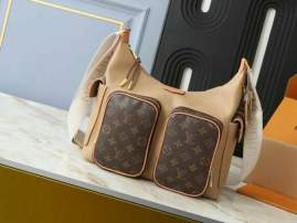 Picture of Louis Vuitton Handbags _SKUfw180908174fw